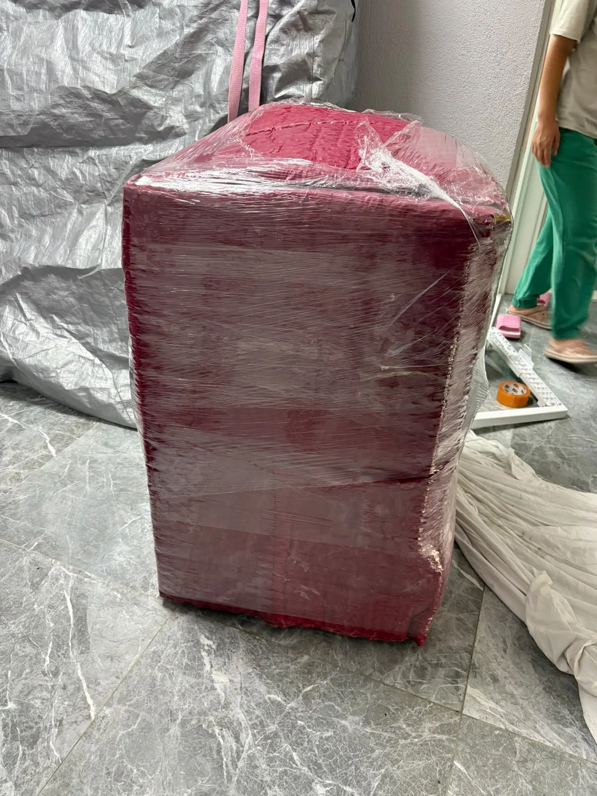 Ev eşyaları için detaylı ambalajlama örneği