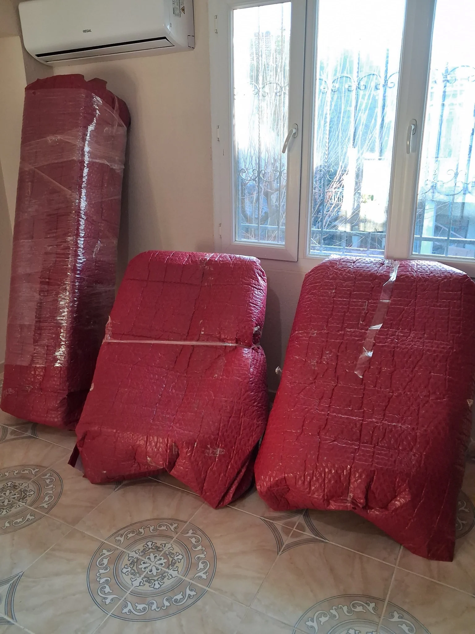 Koltuk ve yatak için baloncuklu koruma ambalajı